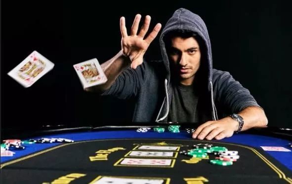 读懂对手心理是德州扑克最隐蔽的武器